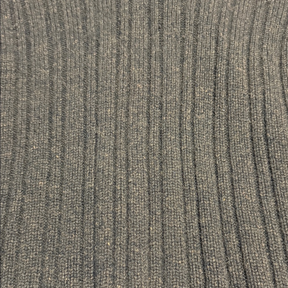 J. Crew Men's Ribbed Crewneck Sweater in Olive - Picture 2 of 4